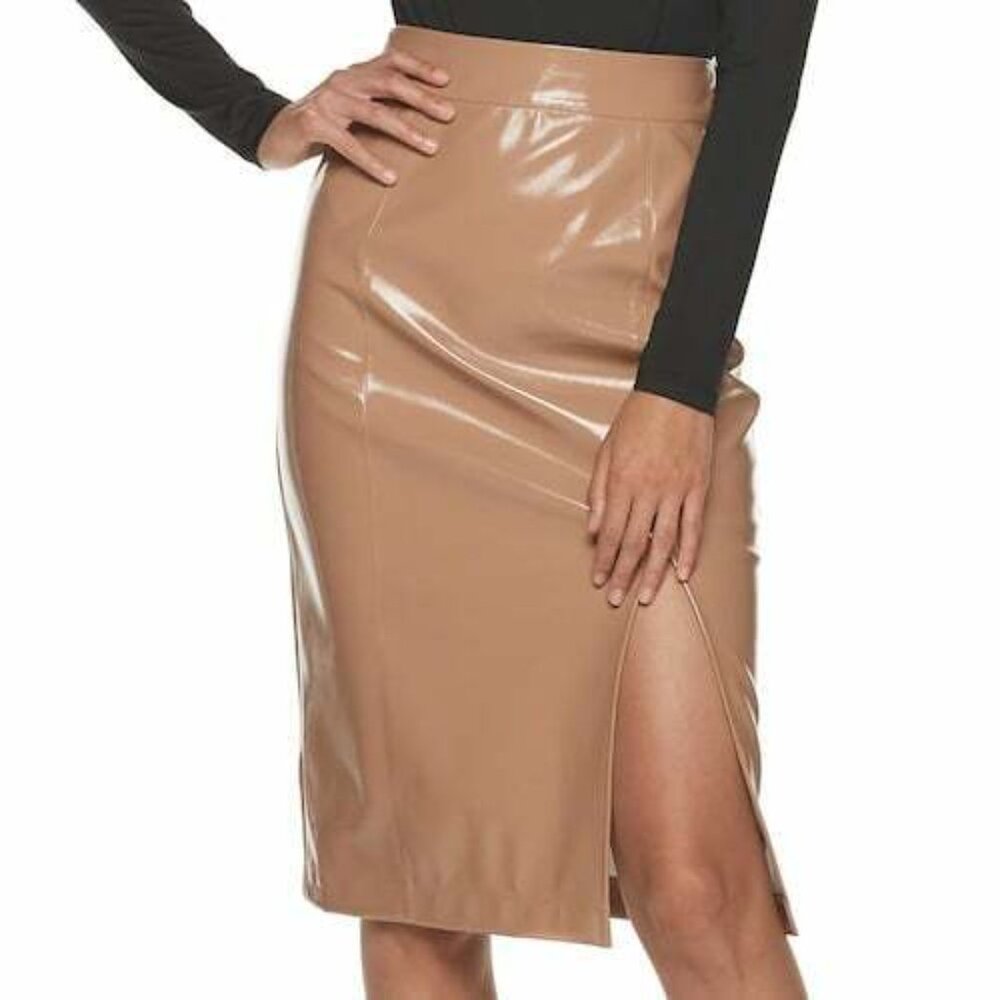 Cara Santana Faux Leather Pencil Skirt - Nude - Vinyl Shine  - Size 6